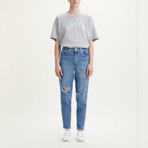 Levi's High Waisted Mom Jean Ripped Knees Medium Wash Women's Size 32